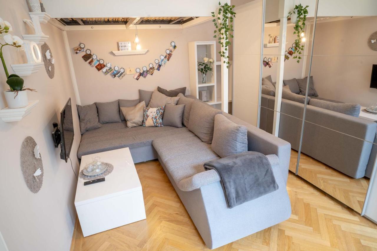Apartamento Cozy Modern Nest In The Heart Of Vienna With Netflix Exterior foto